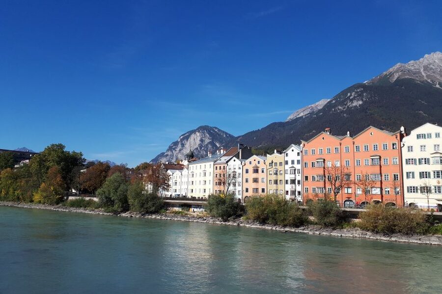 Innsbruck: Express Walk with a Local in 60 minutes - Who should book this walk