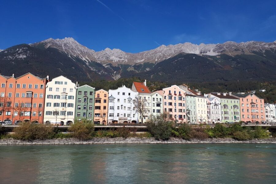 Innsbruck: Express Walk with a Local in 60 minutes - The Golden Roof: Innsbruck’s quick visual introduction