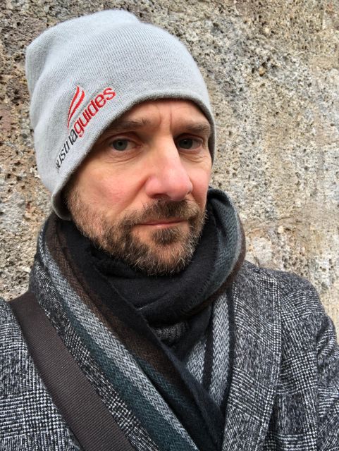 Innsbruck: Private City Tour by a licenced "Austria Guide" - Pausing at the Golden Roof