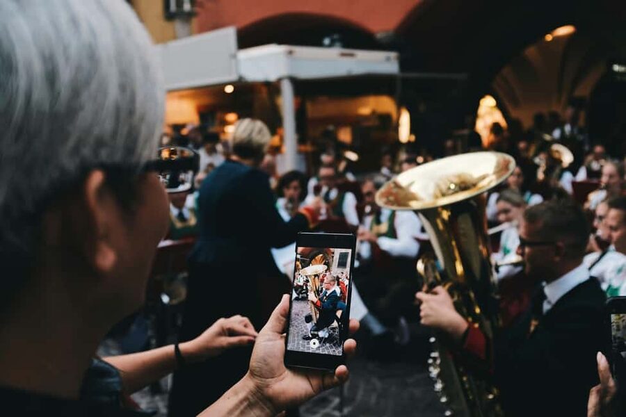 Innsbruck: Private Tour with a Local Guide - What Ilona and Claudia bring to the walk