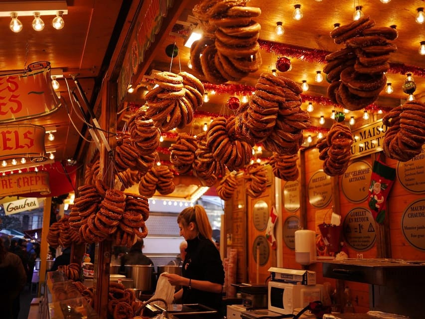 Innsbruck: Walking Traditional Food Tour - A fresh pretzel keeps the walking simple
