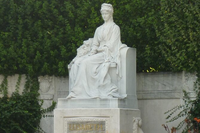 Introducing Vienna Walking Tour: The Capital of the Habsburgs - Joseph’s Square and Maria Theresa’s reign