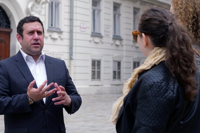 Jewish in Vienna Tour - Synagogue history and the memory of 1938