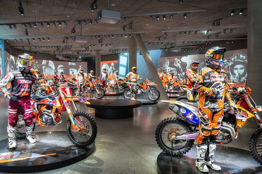 KTM Motohall: Day Ticket - The Heroes Floor brings racing into the room