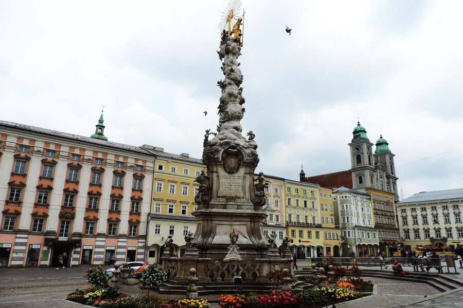 Linz Private Walking Tour - Mozart’s short, productive Linz stay