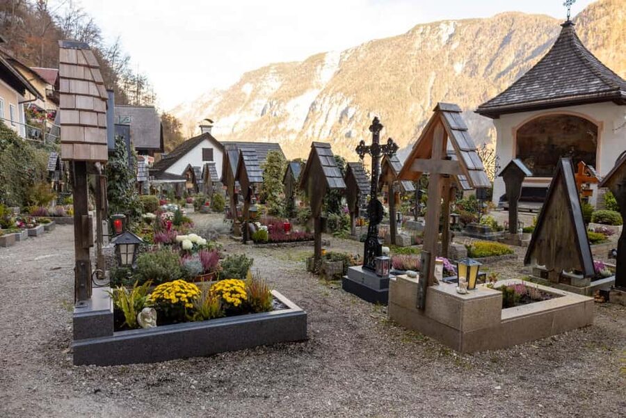 Majestic Walking Tour of Hallstatt - Who will enjoy this Hallstatt walk most