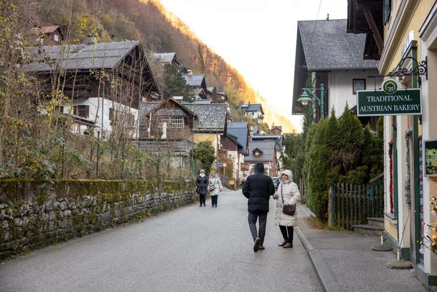 Majestic Walking Tour of Hallstatt - Timing, language, and cancellation flexibility