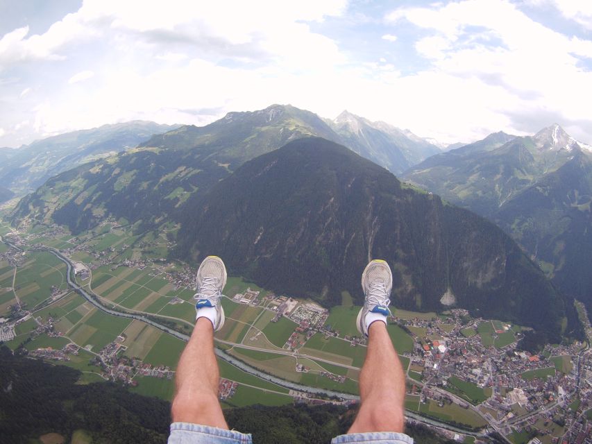Mayrhofen: Paragliding Adventure With Soaring Views - Pilots who keep the experience personal