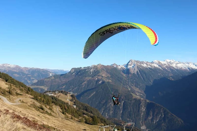 Mayrhofen: Private Paragliding Flight - All Levels - Freedom - The safety briefing is part of the experience