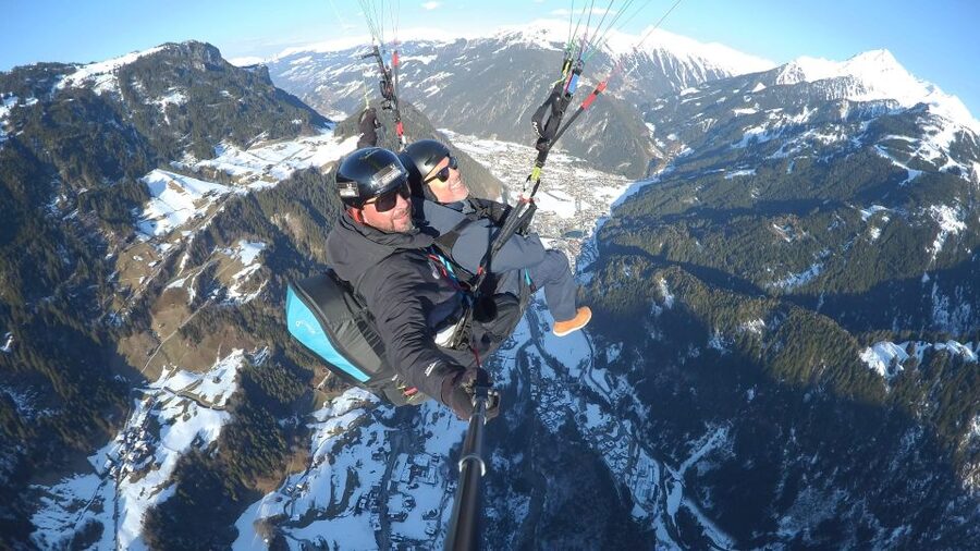 Mayrhofen: Private Paragliding Flight - All Levels - Freedom - Taking off with a few quick steps