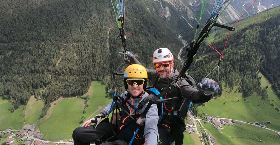 Neustift im Stubaital: Panoramic Tandem Paragliding Flight - The 10-minute cable car ride uphill