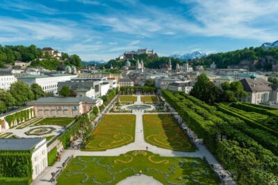 Original Sound of Music Tour with Schnitzel + Noodles