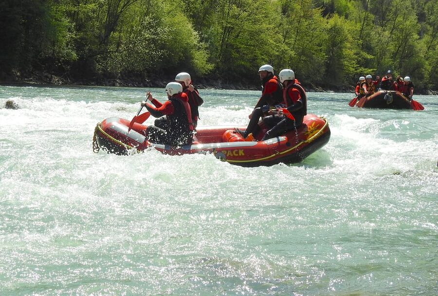 Ötztal: Action Whitewater Rafting at Imster Canyon - The final drink and warm shower