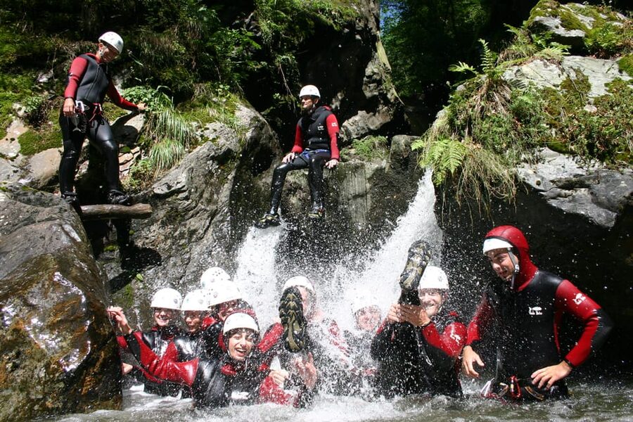 Ötztal: Canyoning at Alpenrosenklamm for Beginners - The final 10-meter descent and return
