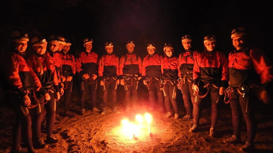 Ötztal: Guided Cave Tour for Beginners - The equipment you receive before going underground