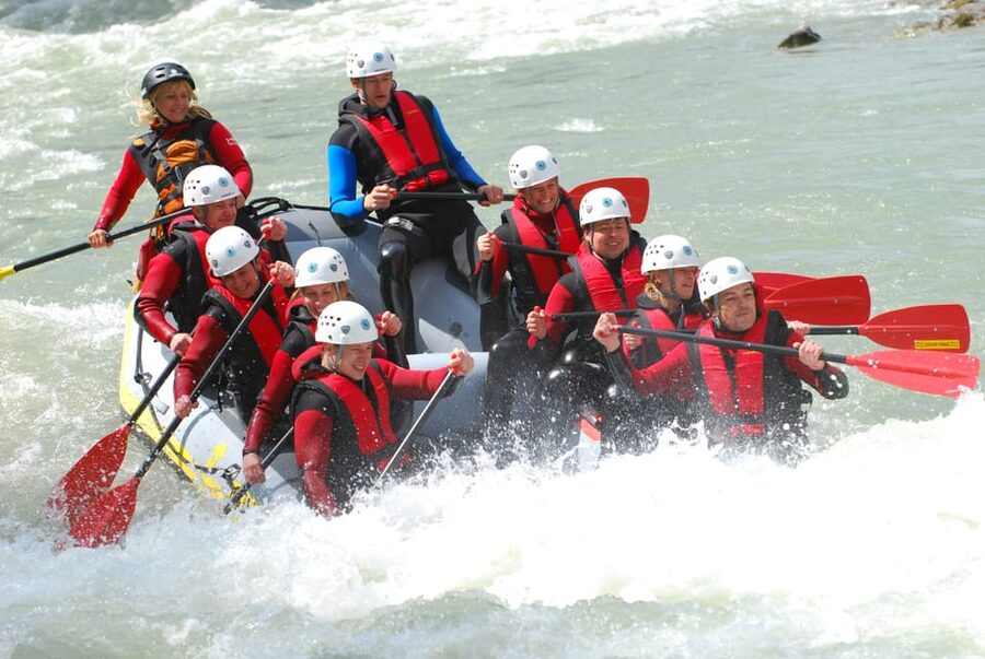 Ötztal: Imster Gorge Rafting Tour with Lunch - Thirty kilometers through the Imster Gorge
