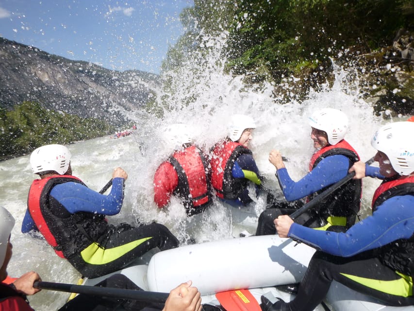Ötztal: Rafting at Imster Canyon for Beginners - The final drink, shower, and changing rooms