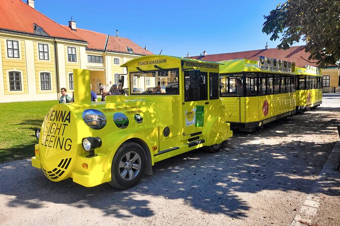 Panoramabahn Schoenbrunn - Stop 2: Imperial Carriage Museum Vienna