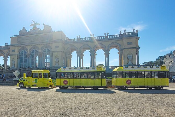 Panoramabahn Schoenbrunn - Stop 1: Crown Prince Garden