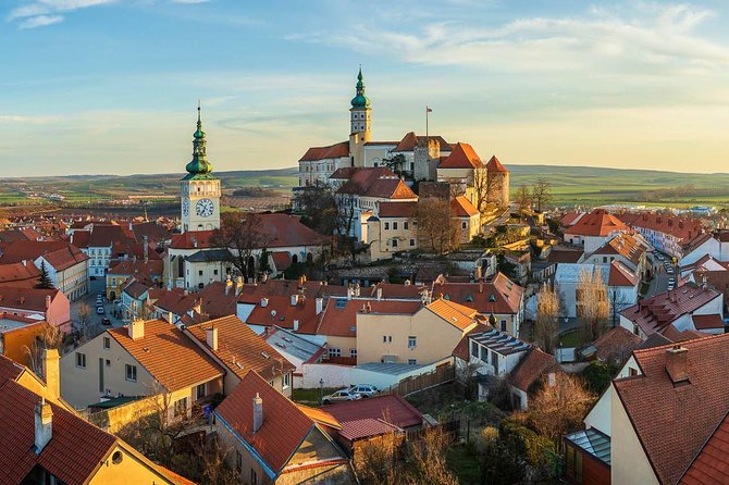 Prague-Vienna One-Way Sightseeing Day Tour - Sedlec Ossuary: a small chapel with a large impact