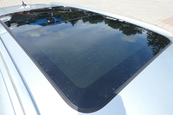 Private Airport and City Transfer in Panoramic Roof Station Wagon - The station wagon ride into Vienna