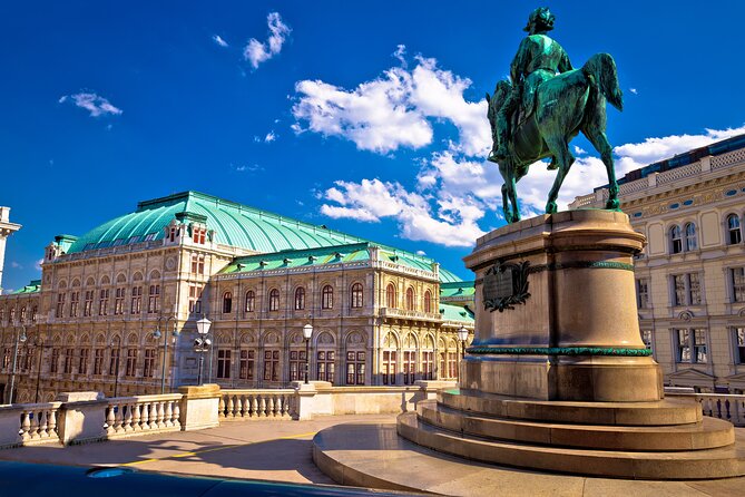 Private Bike Tour of Vienna Top Attractions & Nature - Stadtpark and the Johann Strauss monument