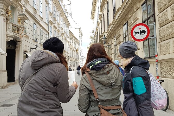 Private City Discovery walk - Historical Treasure hunt - Hoher Markt and Vienna’s older city center