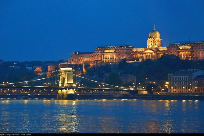 Private day tour to Budapest from Vienna - Parliament views without a long city walk
