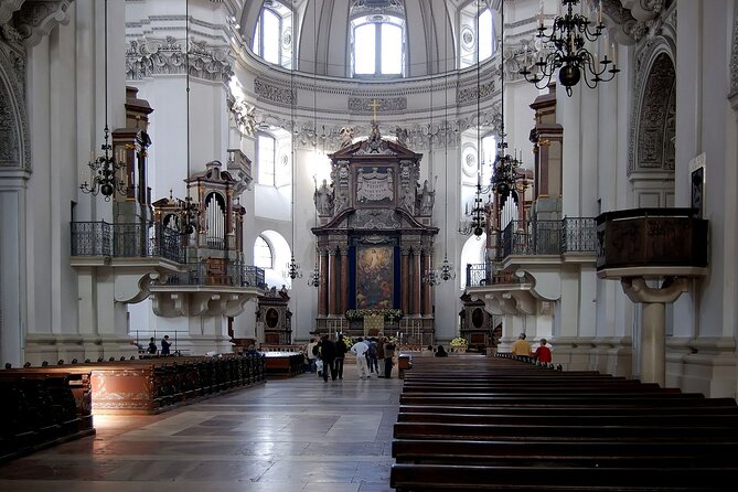 Private Day Tour to Salzburg Hallstatt and Melk from Vienna - The Lake Wolfgang road