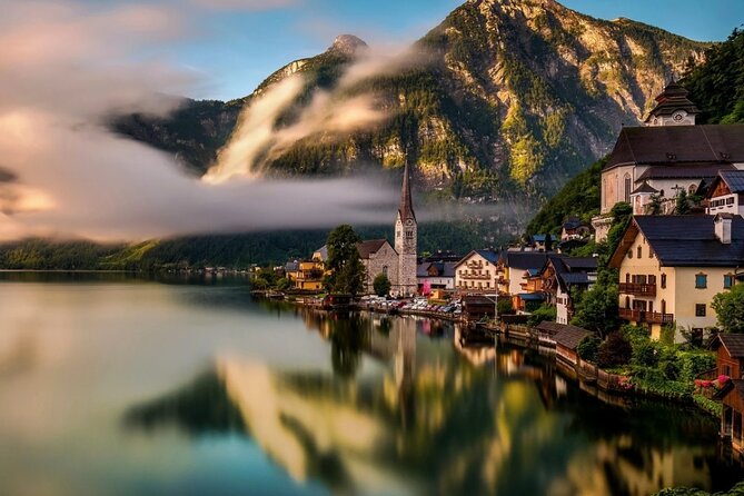 Private Day Tour Trip Salzburg Hallstatt and Melk from Vienna - A ten-minute pause at Lake Wolfgang