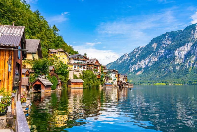 Private day trip from Salzburg to St. Gilgen & Hallstatt - An Austrian lunch stop, with the bill separate
