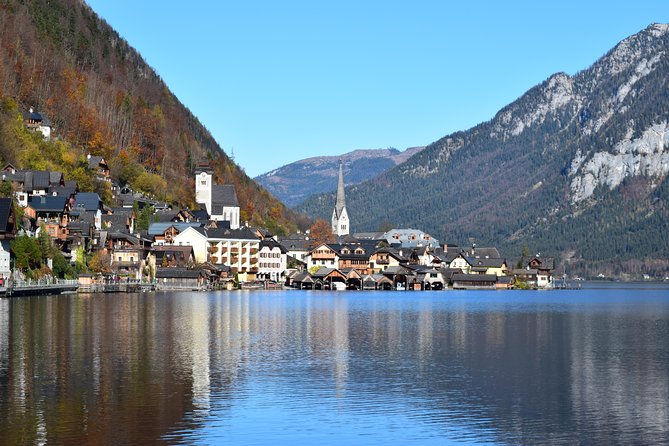 Private Eagle's Nest and Hallstatt tour from Salzburg - Two hours beside Hallstätter See
