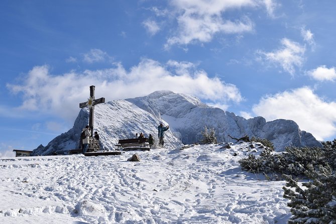 Private Eagle's Nest and Hallstatt tour from Salzburg - What the guide adds
