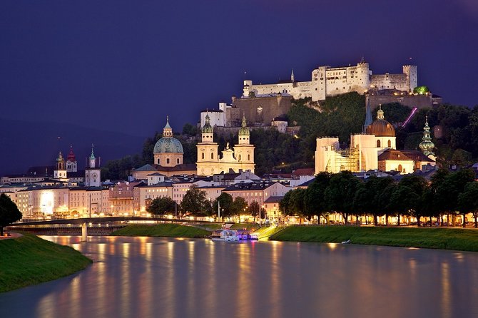 Private full day tour to Salzburg from Vienna with a local guide - Leaving Vienna for the Austrian Lake District
