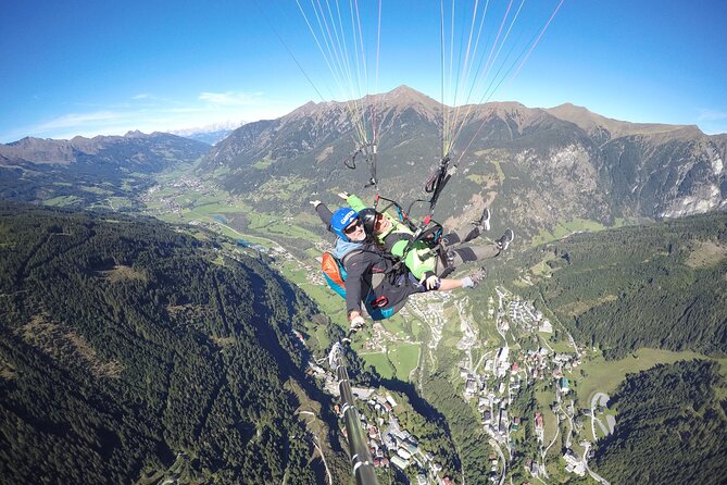 Private paragliding tandem flight in Fulseck - The short running launch