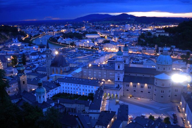 Private Scenic Transfer from Vienna to Salzburg with 4h of Sightseeing - Who should book this transfer?
