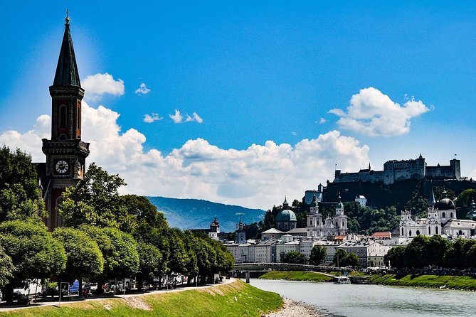 Private Scenic Transfer from Vienna to Salzburg with 4h of Sightseeing - Should you book the Vienna to Salzburg transfer?