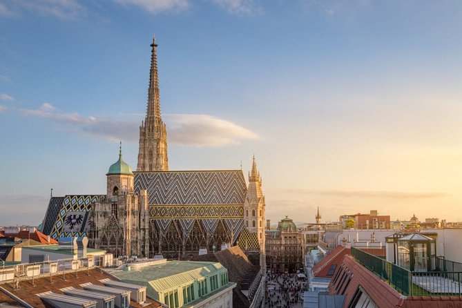 Private tour of historical Vienna with Jan - Stadtpark and the Ringstrasse