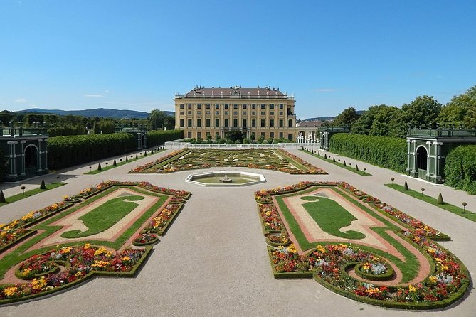 Private transfer from Salzburg to Vienna, 2 hours for sightseeing - Should you book this Salzburg to Vienna transfer?