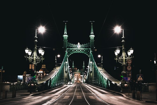 Private Transfer from Vienna to Budapest or Budapest to Vienna - Turning a transfer into a sightseeing day