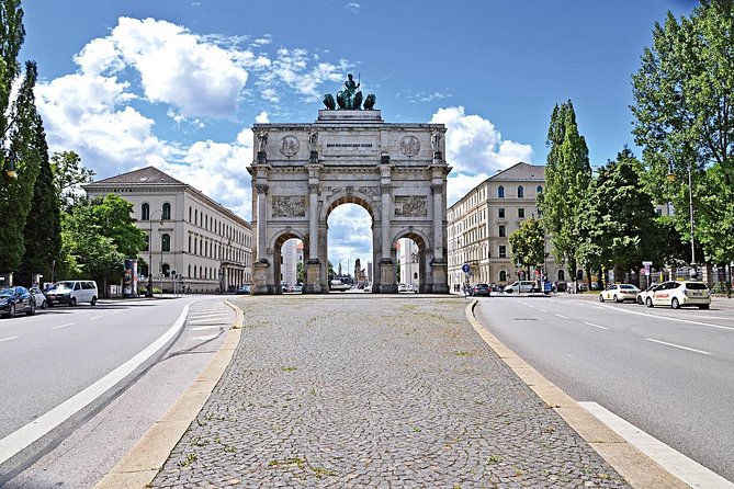 Private Transfer from Vienna to Munich with 2 hours for sightseeing - Choosing between Salzburg, Hallstatt, and Melk
