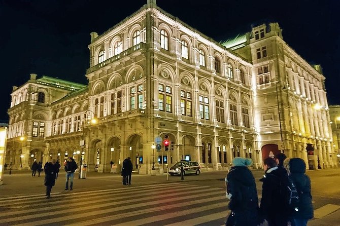 Private transfer from Zagreb - Vienna or Vienna - Zagreb - Maribor, Ptuj, and a Slovenian stopover
