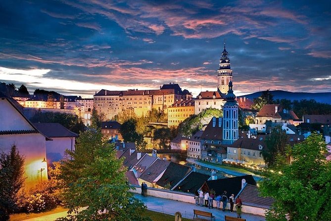 Private transfer in a Sanitized Car Prague to Vienna with 2h stop Cesky Krumlov - Key points to know
