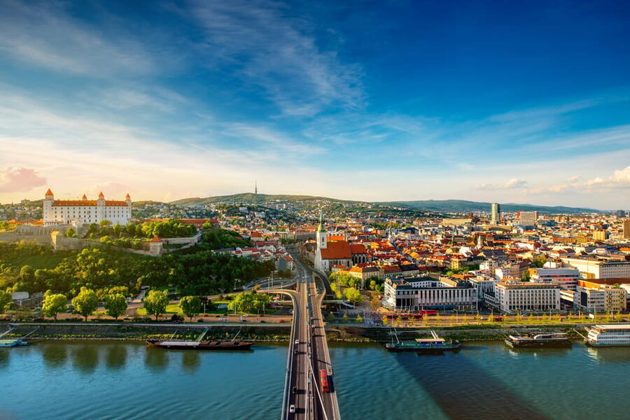 Private trip from Budapest to Bratislava & Gyor, and back - How to plan your day wisely