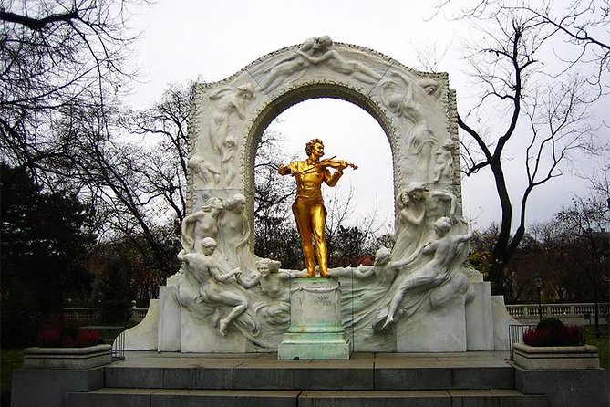 Private Vienna Art Nouveau Walking Tour - Naschmarkt and the city around the monuments