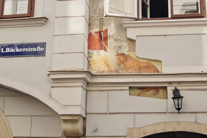 Private Vienna Walking Tour - The Vienna State Opera and the musical city