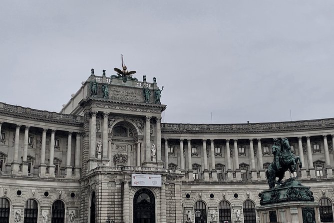 Private World War II Walking Tour in Vienna - Jewish Square adds the human cost of the era