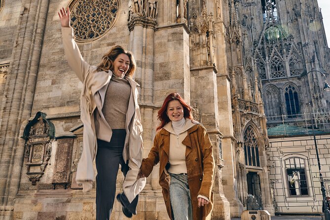 Professional Photographer in Vienna for your Vacations - Timing choices let you match the mood