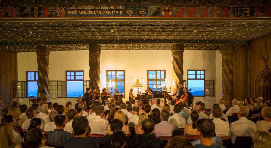 Salzburg: Best of Mozart Fortress Concert and Dinner - The concert in the Golden Hall