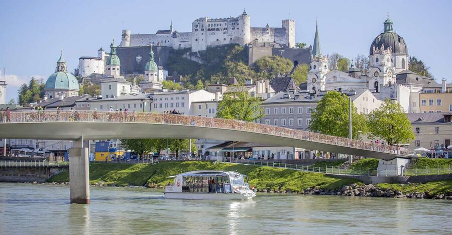 Salzburg: Boat Ride on the Salzach River - Seating, Prosecco, and Comfort